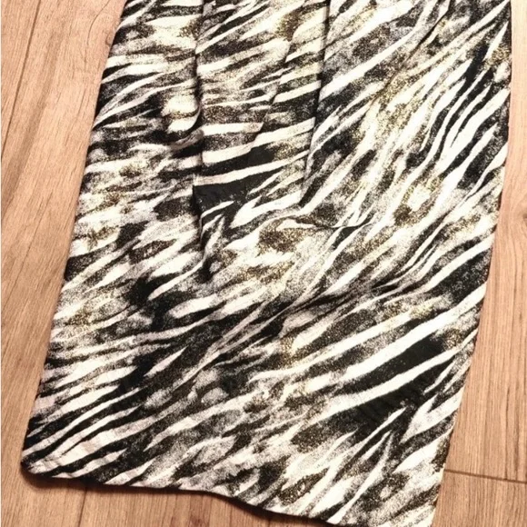 - Badgley Mischka CollectionZebra Print Dress Gold Black Size 6